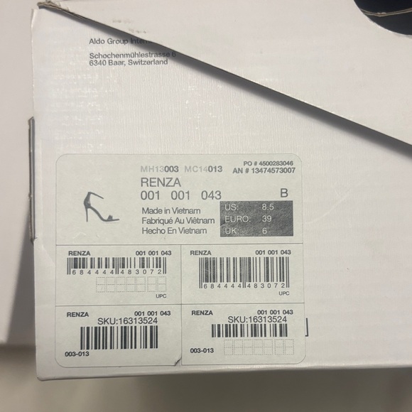 NEW Aldo Elegant Black Strap Heels - Picture 4 of 4